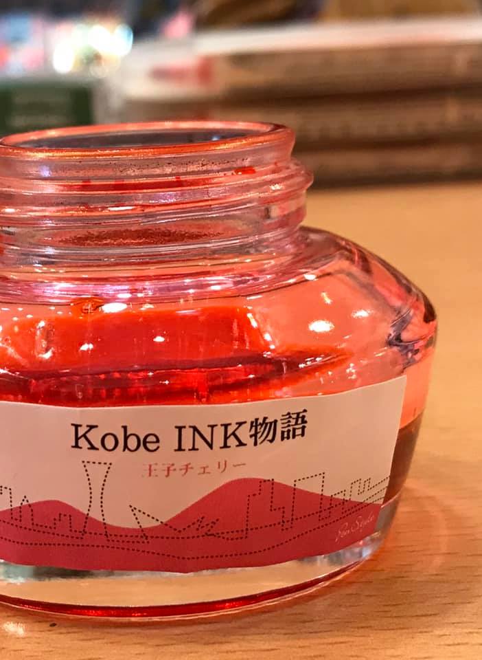 Kobe IＮK物語で折鶴創作