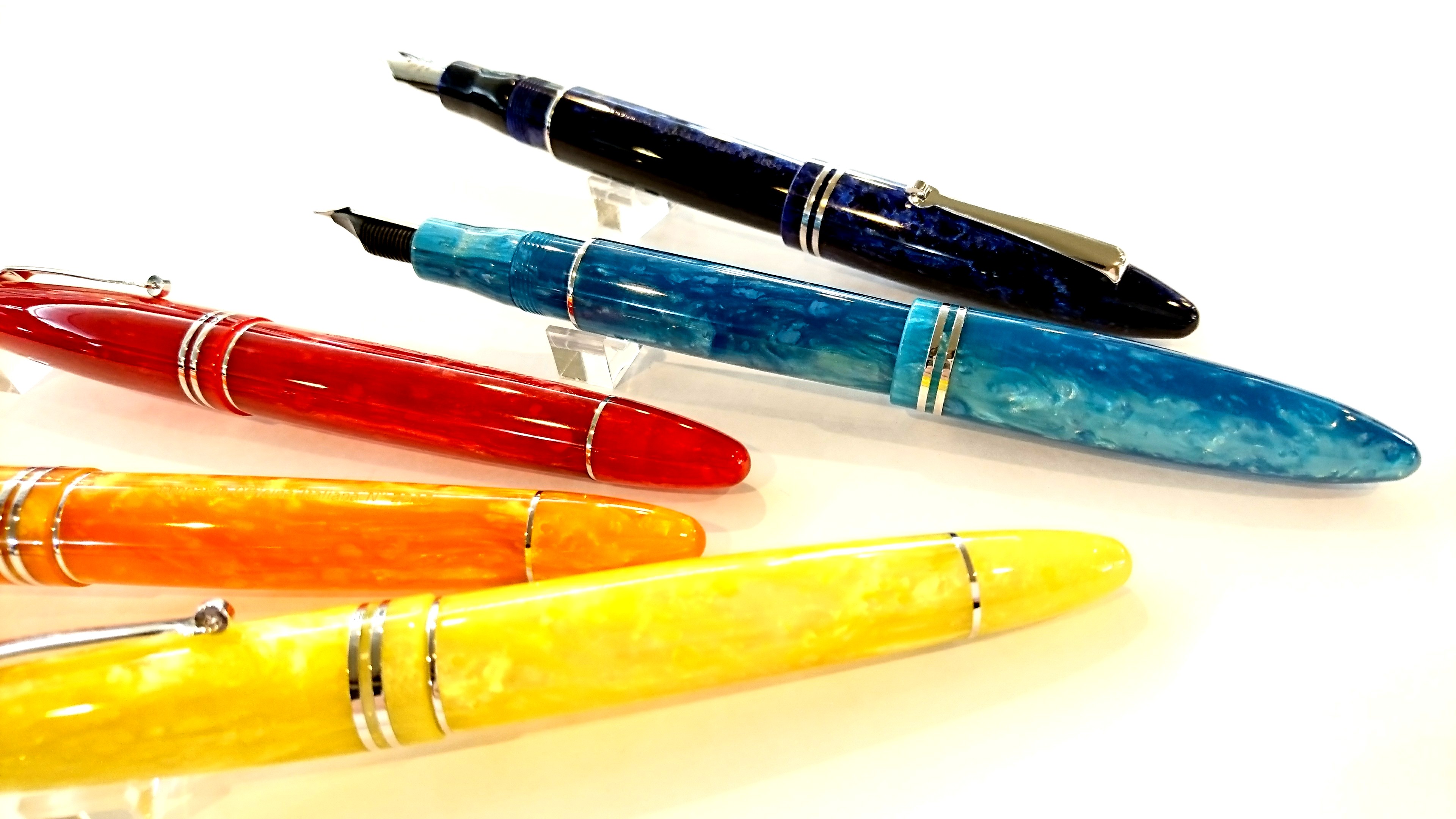 レオナルドFurore ピナイダー 万年筆　ボールペン 4本まとめ売り レオナルドFurore ピナイダー 万年筆 ボールペン 4本まとめ売り Furore