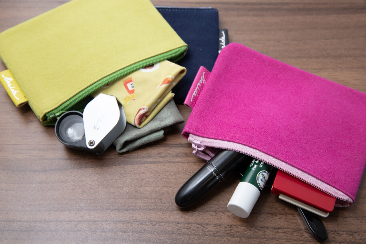 柔らかふわふわエクセーヌ】beside ビサイド ～トラベラーズポーチS/M