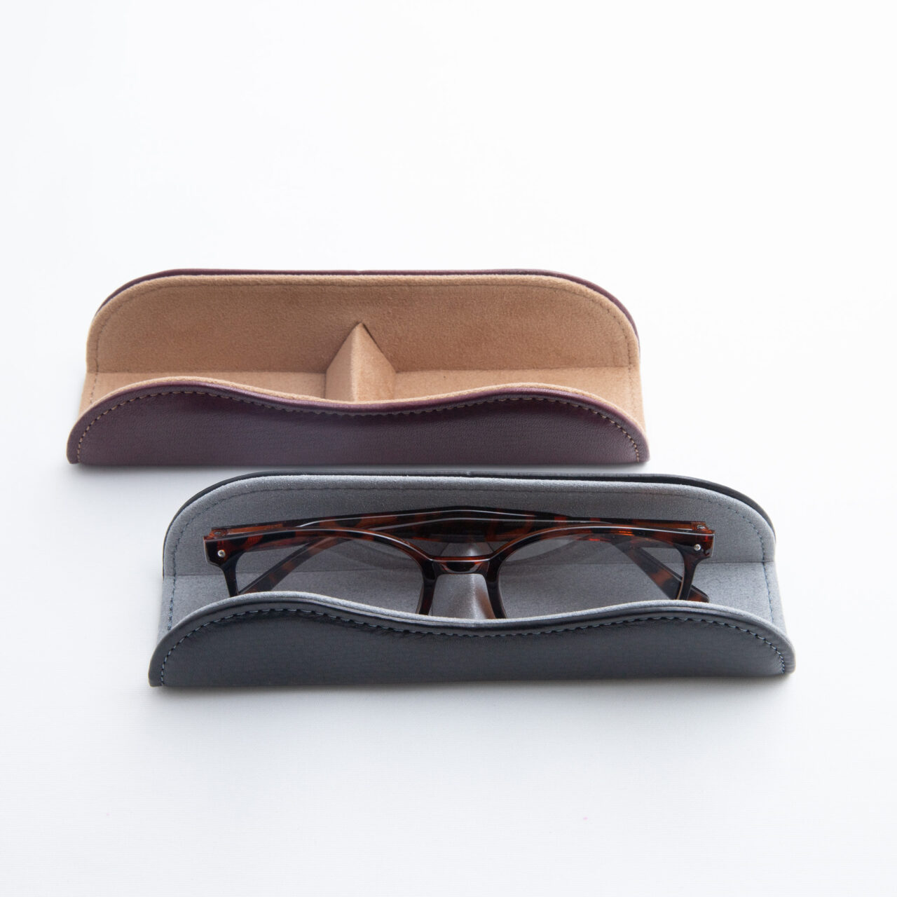 NAGASAWAオリジナルキップレザー「キップレザー 卓上型眼鏡ホルダー