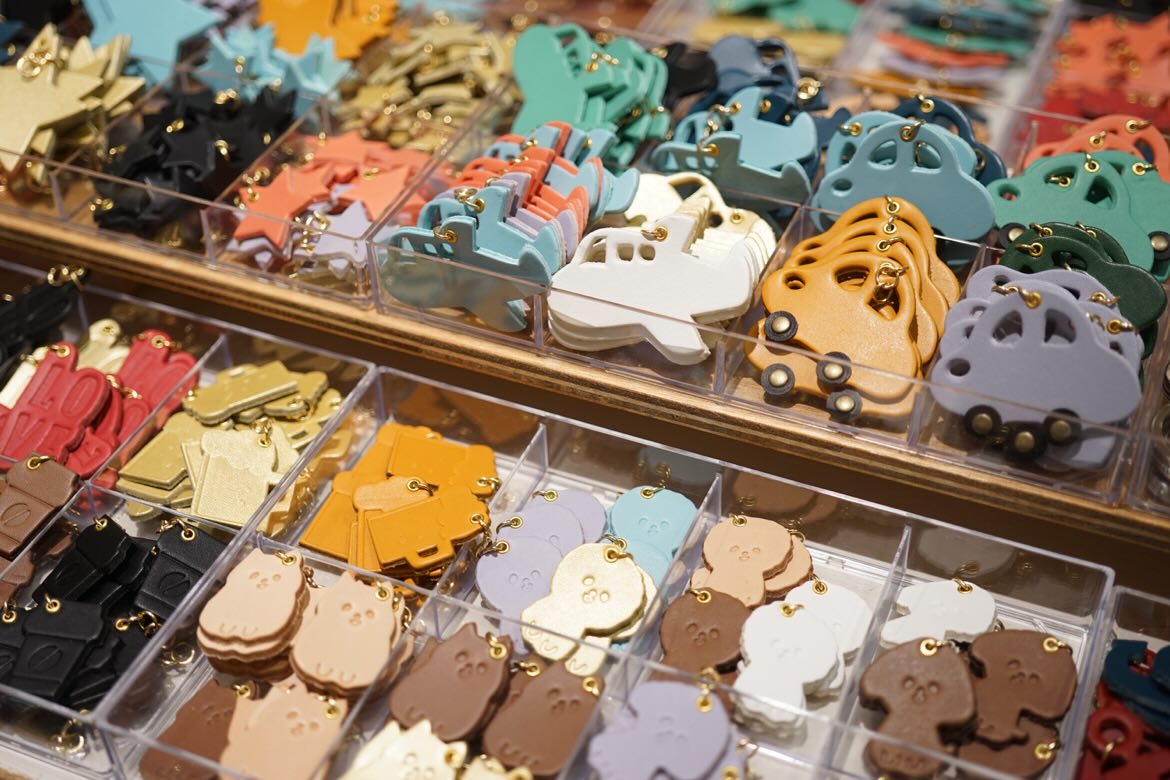 システム手帳サミット2025】KAMIKAZE「本革チャームでキーリング