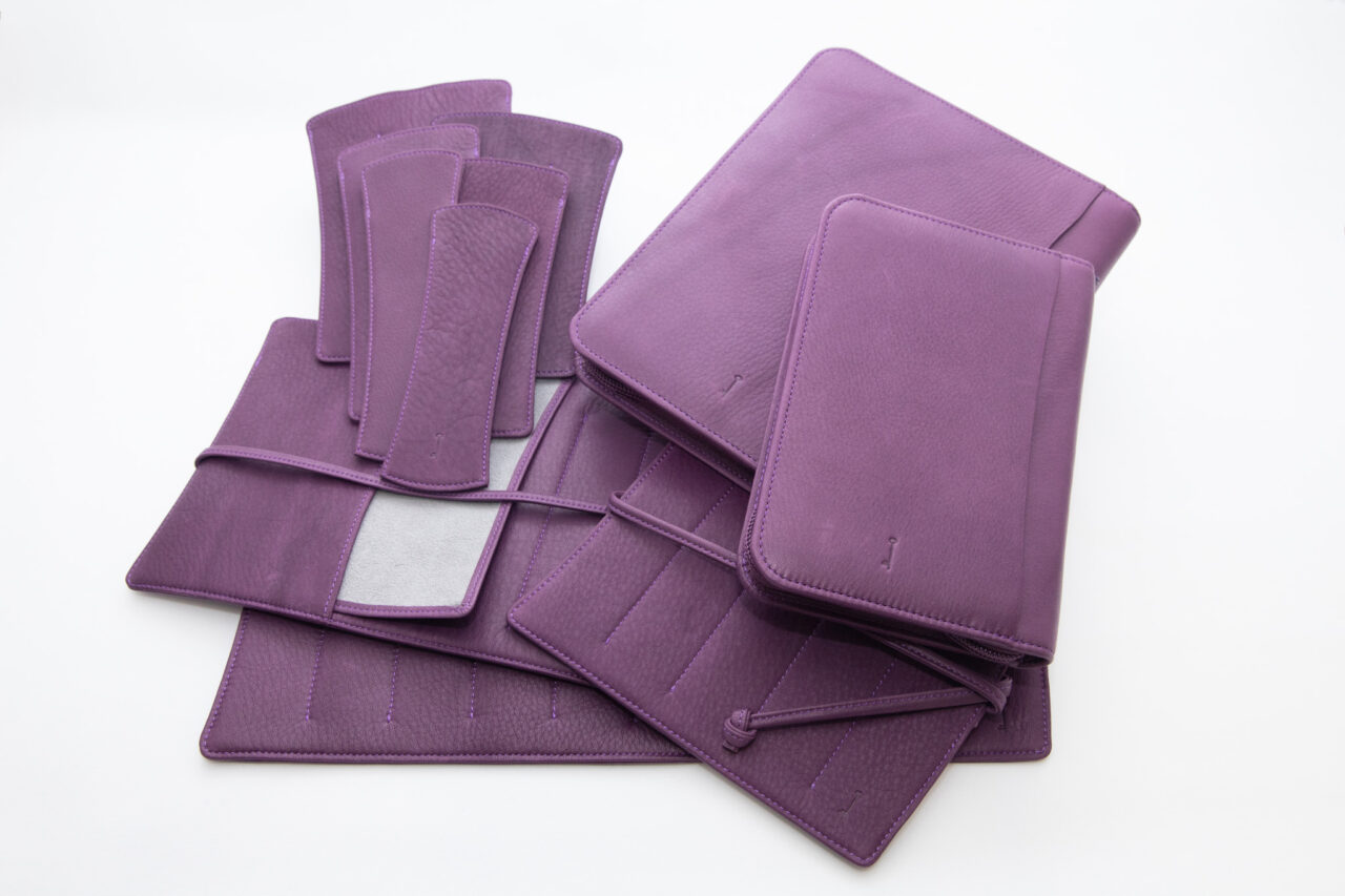 NAGASAWA キップレザー限定色「多聞パープルグレー」 ～2025年12月13日